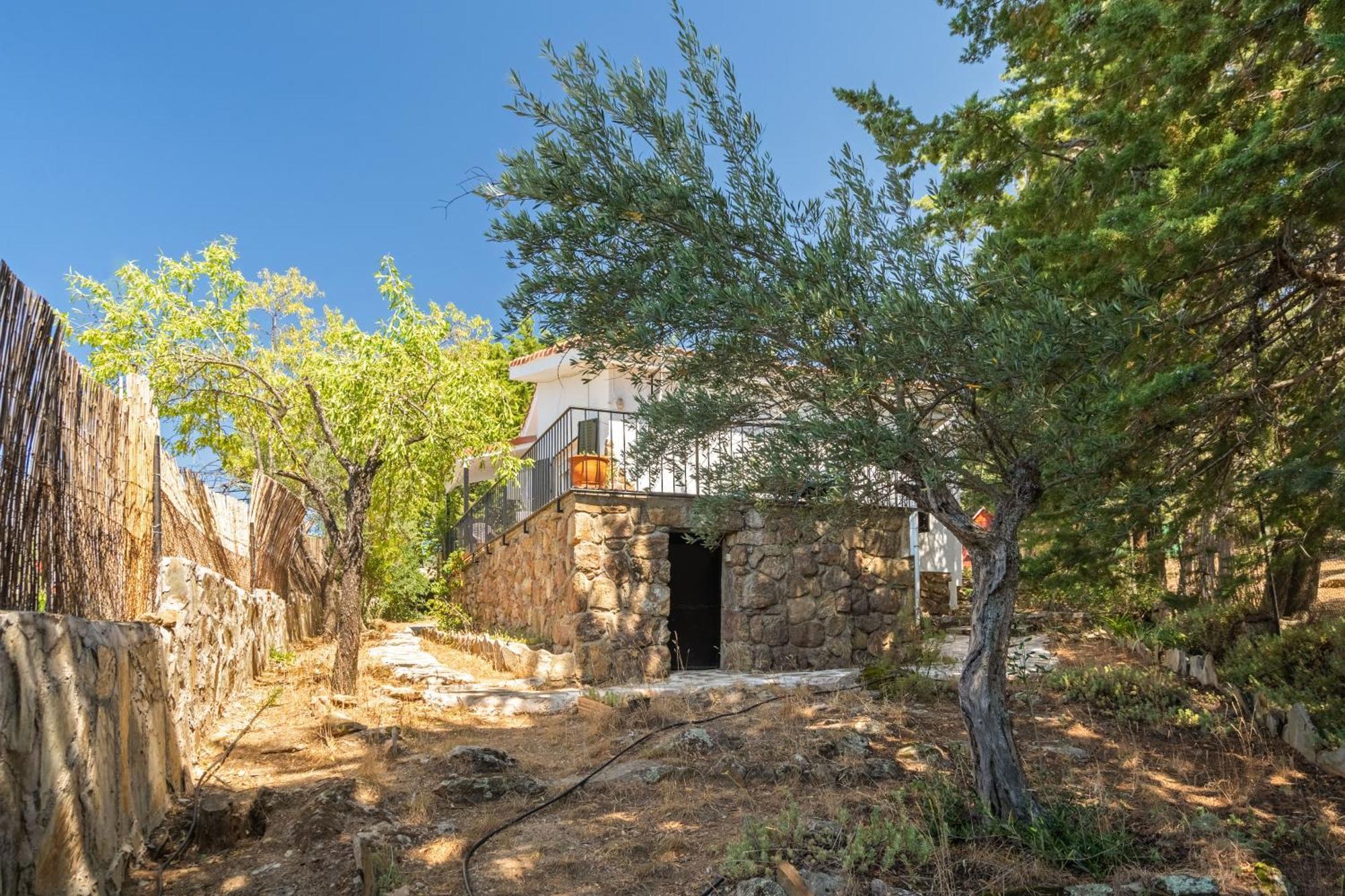 Holiday home Olivos De Robledo De Chavela La Estacion